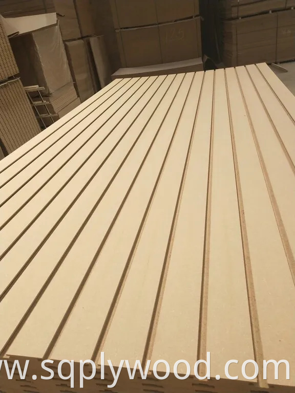 Linyi Factory 2-25mm Melamine Slatwall MDF Fiber Board Slot/Slotted Plain MDF for Furniture